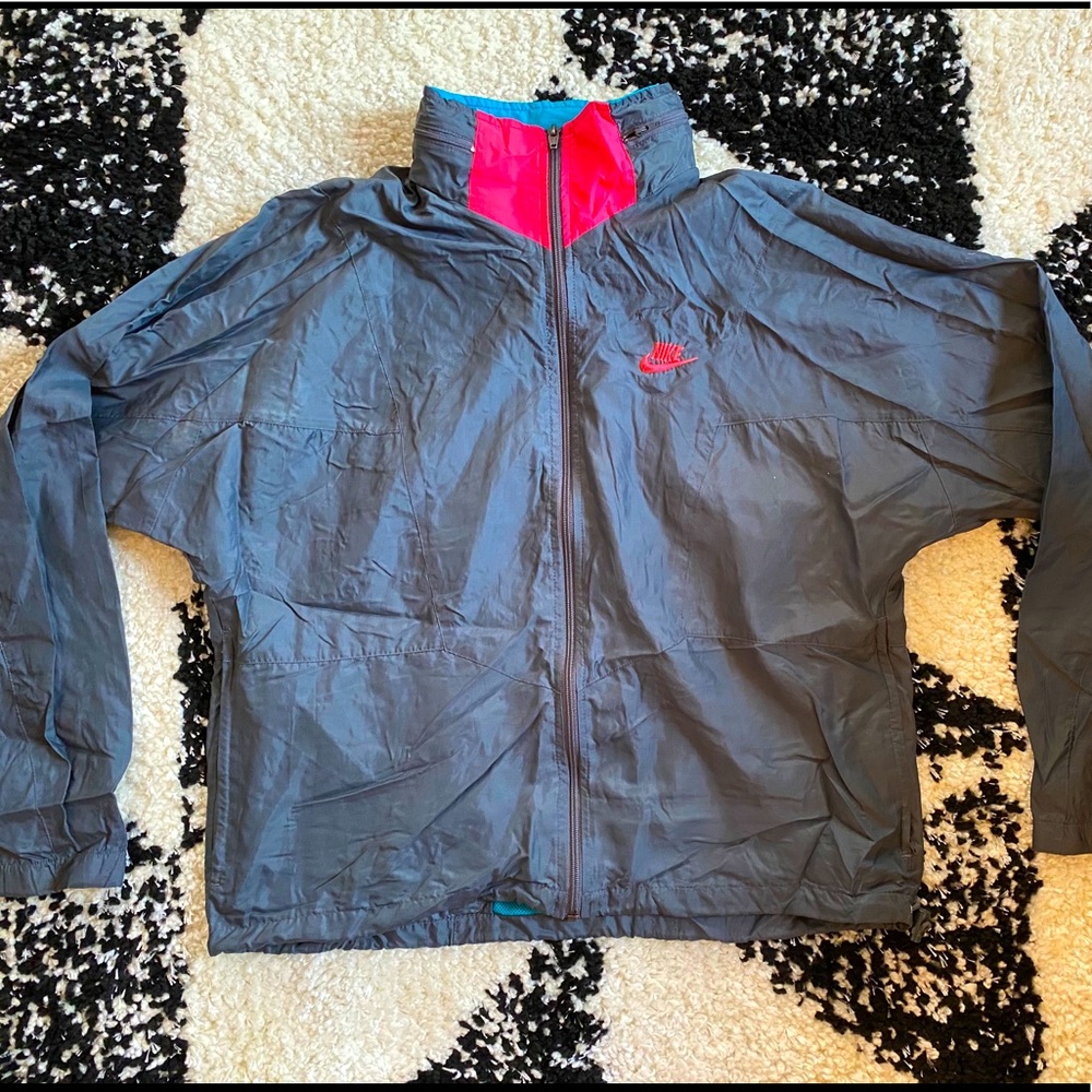 Rare Retro Nike Windbreaker
